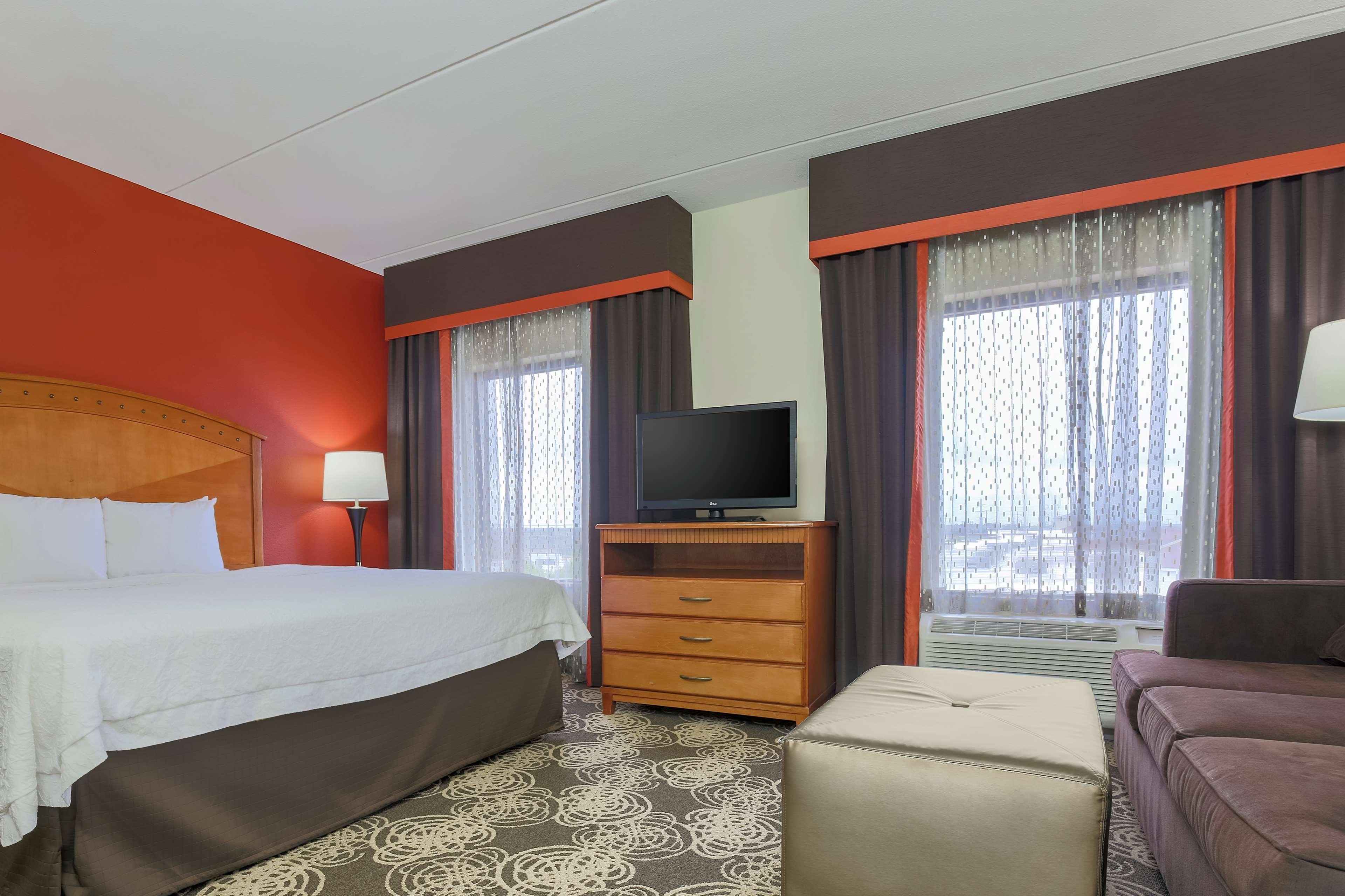 Hampton & Dallas-allen Hotel Allen