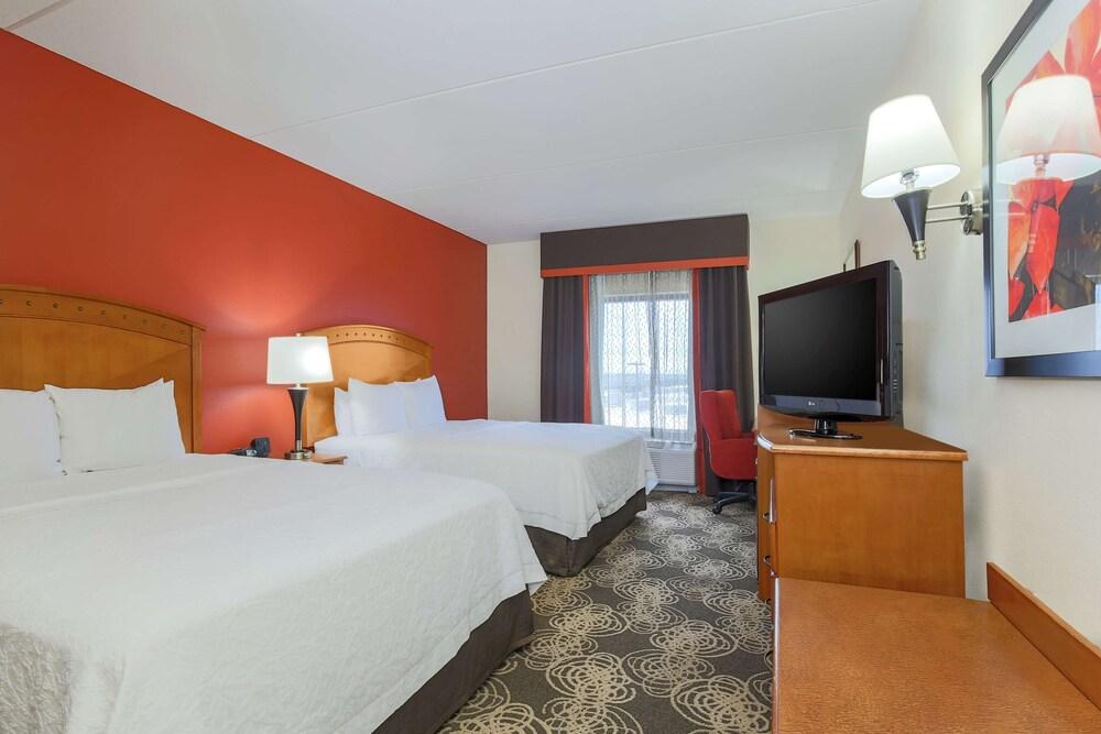 Hampton Inn&suites Dallas-allen 3*