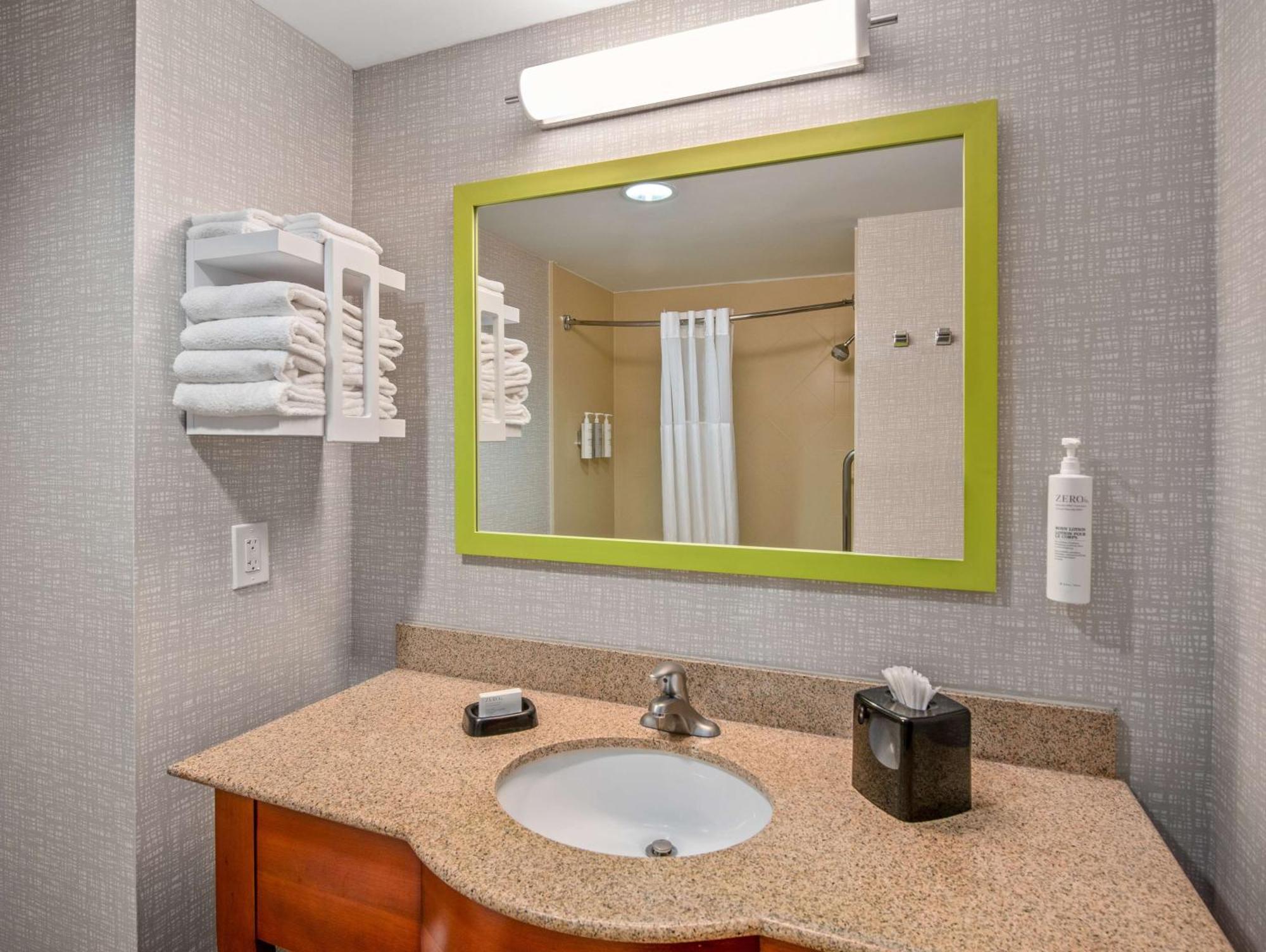 Hampton Inn&suites Dallas-allen 3*