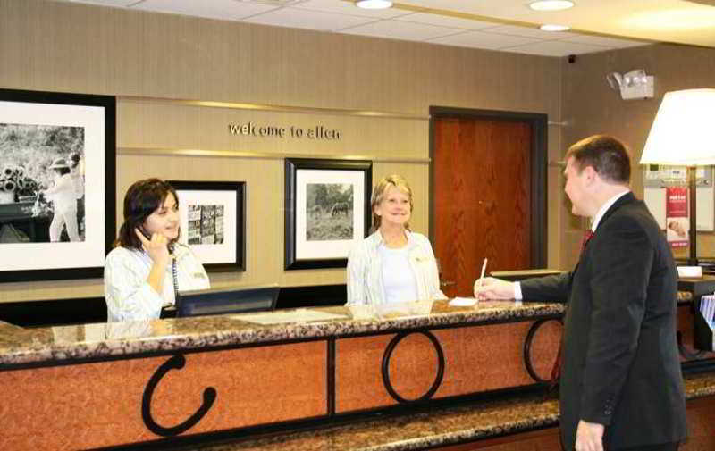Hampton Inn&suites Dallas-allen 3*